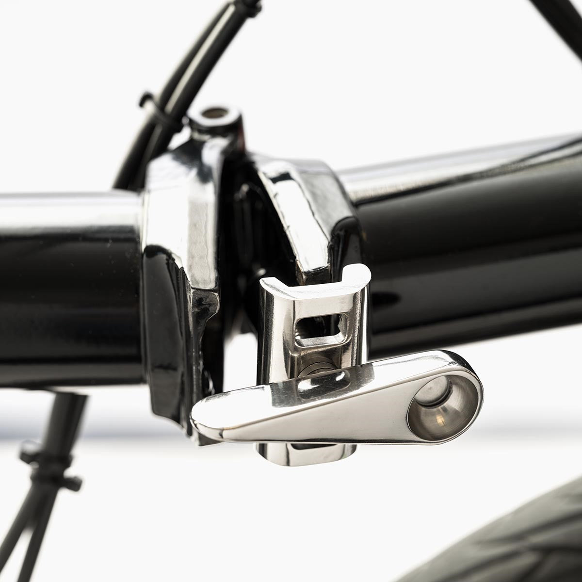 Rahmenverschlussaus Titan für Brompton Lenker und Rahmen