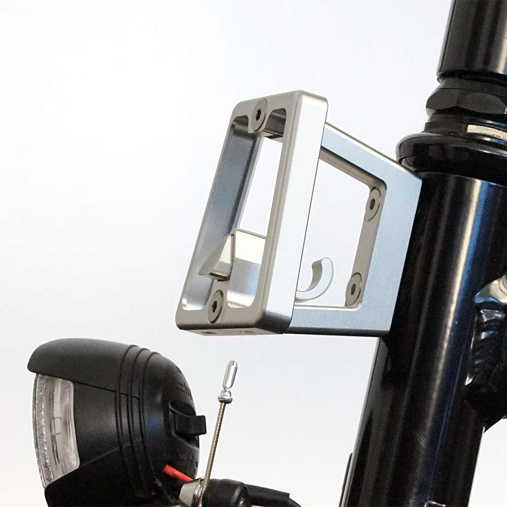 Lightweight front carrier block for BROMPTON aluminum